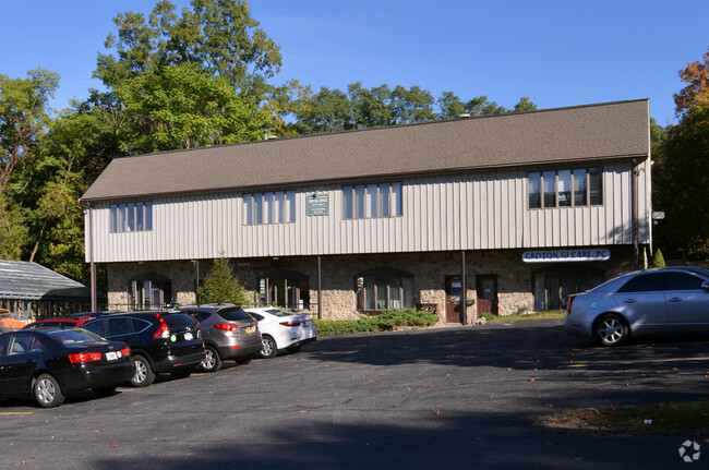 Building Photo - Scenic Ridge at Amberlands