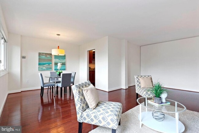 Building Photo - 1830 Columbia Pike