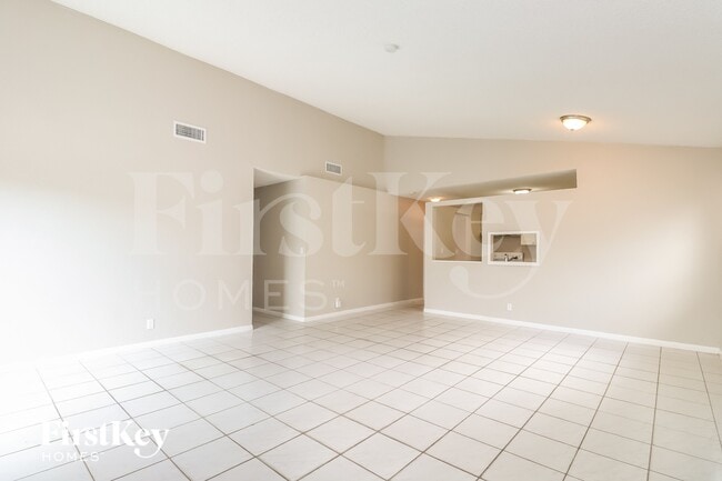 Building Photo - 7701 SW 7th Ct