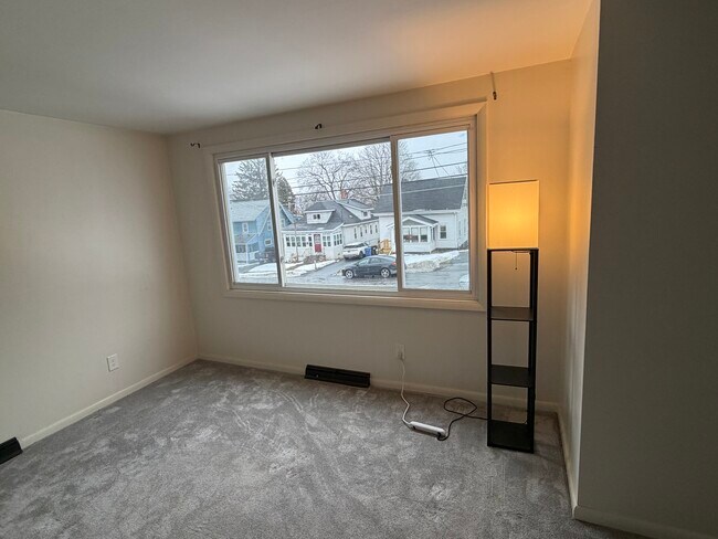 Foto del edificio - 152 Clover Ridge Dr