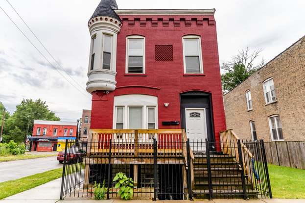 BUILDING - 3101 W Monroe St