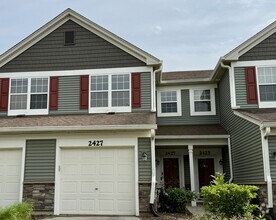 Building Photo - 2427 Golf Ridge Cir