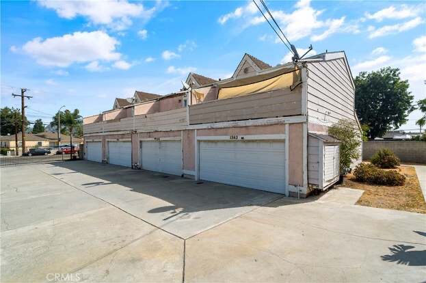 Foto principal - 136 W Orange Grove Ave