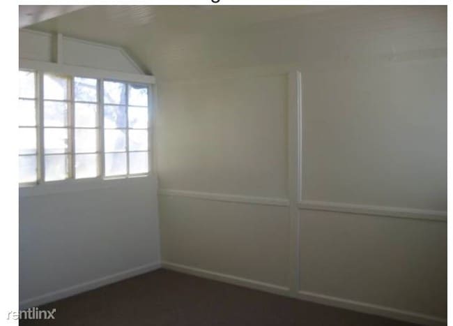 Building Photo - 6 br, 3 bath House - 1492 Salem st