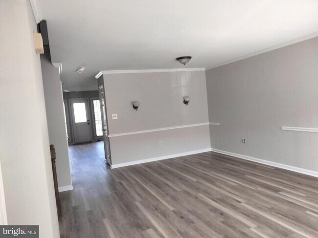 Foto del edificio - 16804 Winston Ln