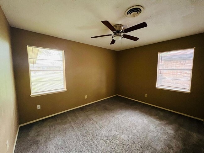 Foto del edificio - Beautiful 3 bedroom home in Angleton TX