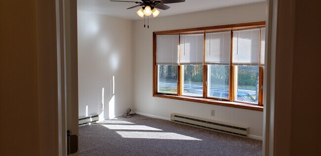 Building Photo - 794 Tanner Rd