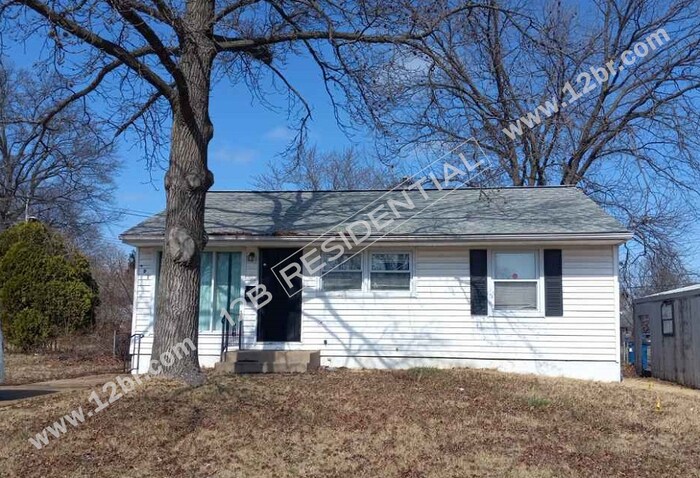 Building Photo - 3-Bedroom Home in North County with Basement