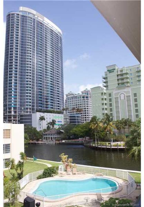 Foto principal - 601 N Rio Vista Blvd