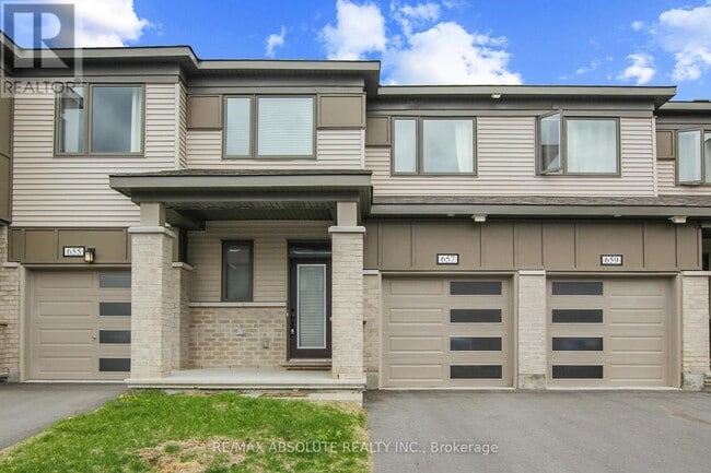 Building Photo - 657 Allied Mews