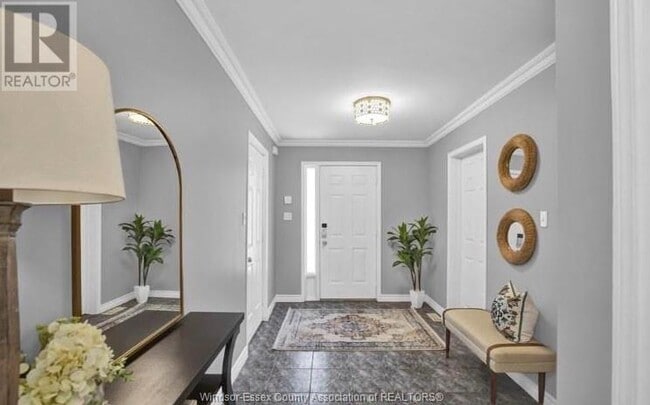 Building Photo - 1408 Mickaila Cres