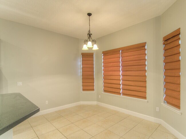 Foto del edificio - 2533 Sunny Creek Dr