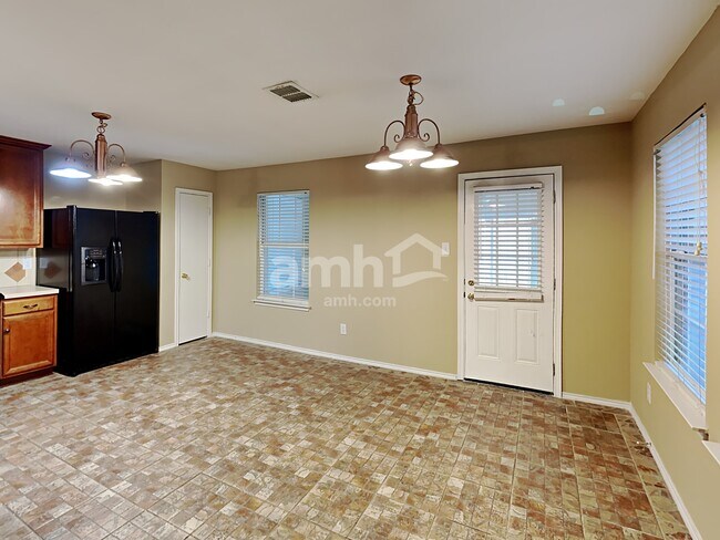 Building Photo - 13723 High Mesa Rd