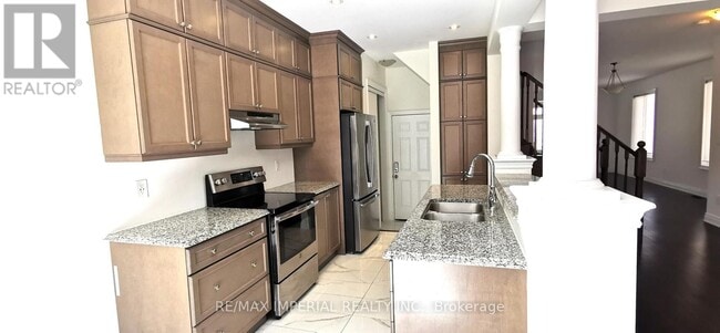 Building Photo - 95 Hartney Dr