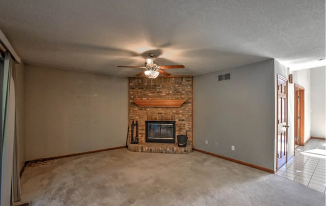 Building Photo - 4 Bedroom, 3,5 Bath home in Maroa Forsyth ...