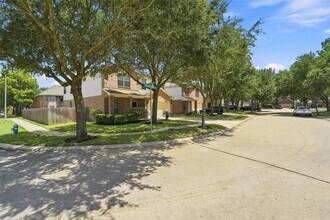 Building Photo - 16726 Vivian Point Ln