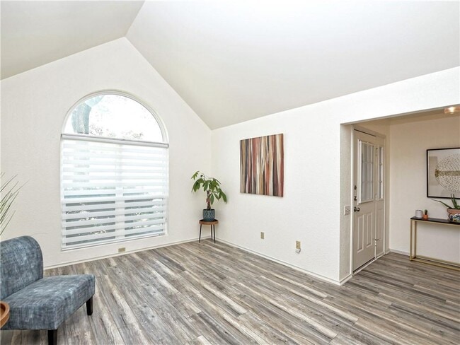 Building Photo - 1107 Hatteras Dr