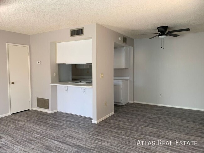 Foto del edificio - 729 E Cochise Dr