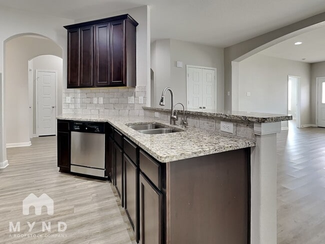 Foto del edificio - 2066 Rhesus Vw