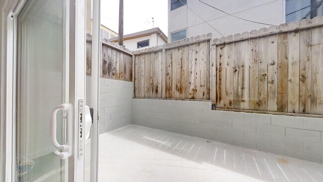 Building Photo - 122-124 34th Street