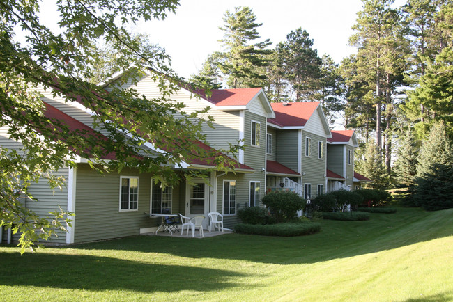 Building Photo - Lakeview Terrace Townhomes