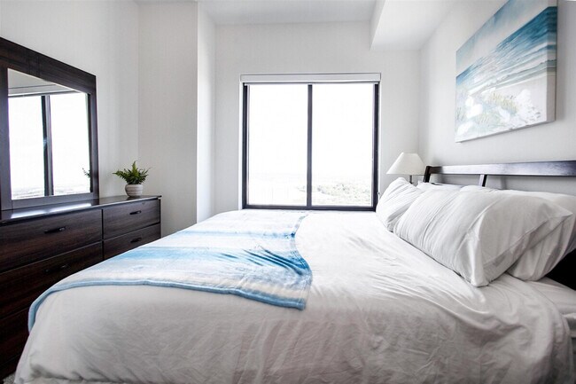 Foto del edificio - 1905 Holcombe Blvd