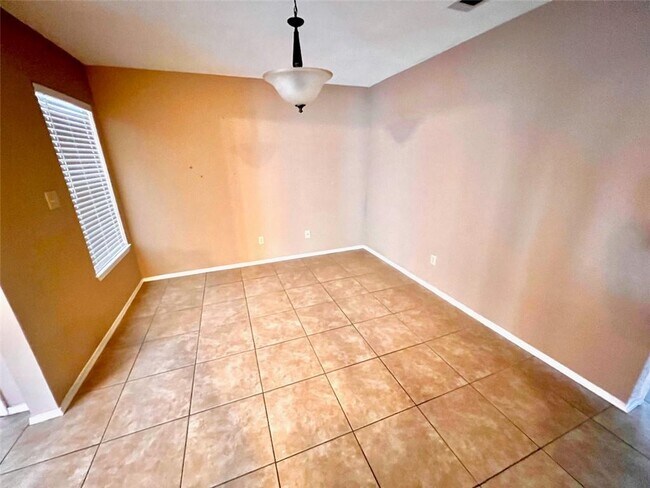 Foto del edificio - 916 E 37th St