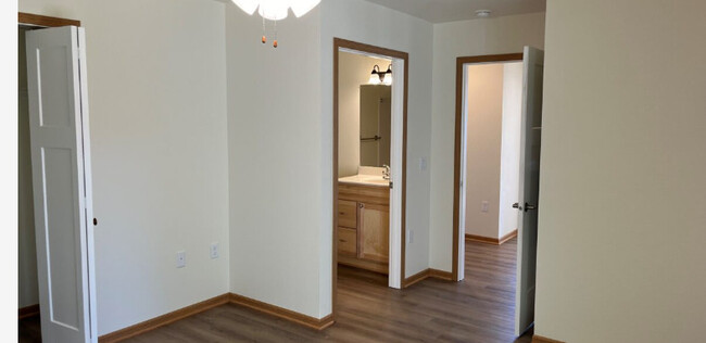 Building Photo - Maplewood Eco Cottages- Ages 55+