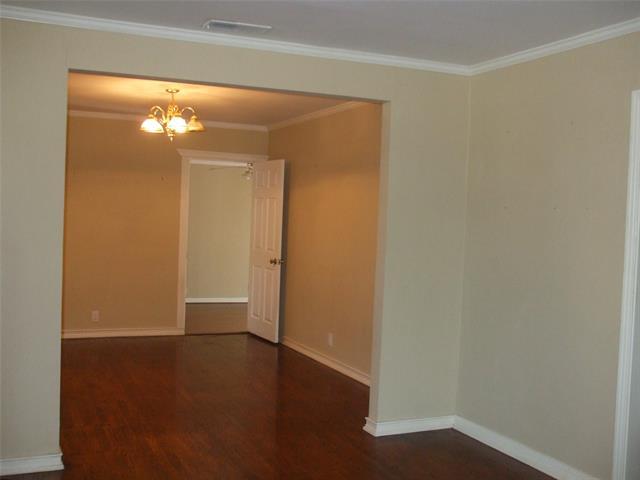 Foto del edificio - 5503 Matalee Ave