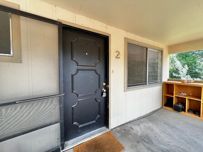 Foto del edificio - 527 West St