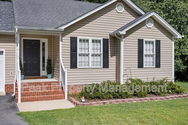 Building Photo - 7506 Blue Cedar Dr
