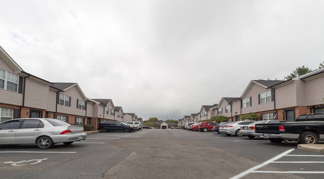 The Pointe At Stoneybrook Apartments Louisville Ky Apartments Com