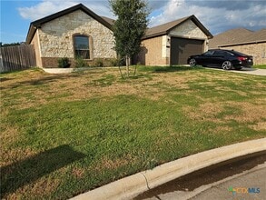 Building Photo - 3514 Leaning Tree Cv