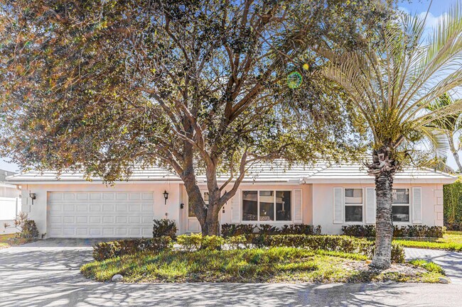 Foto del edificio - 2810 NE 60th St