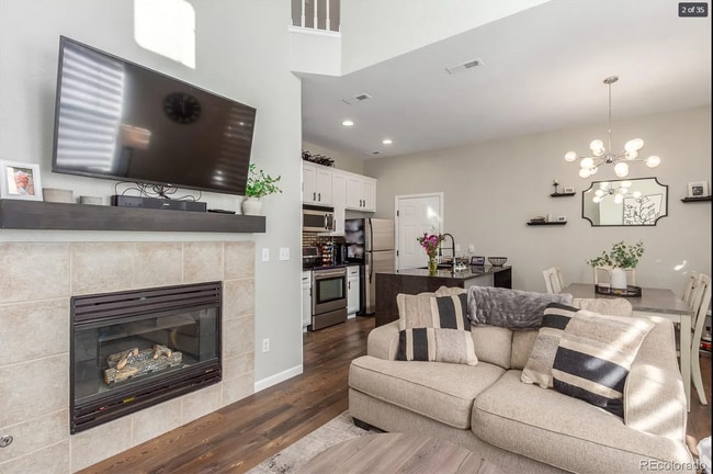 Building Photo - 6703 S Winnipeg Cir
