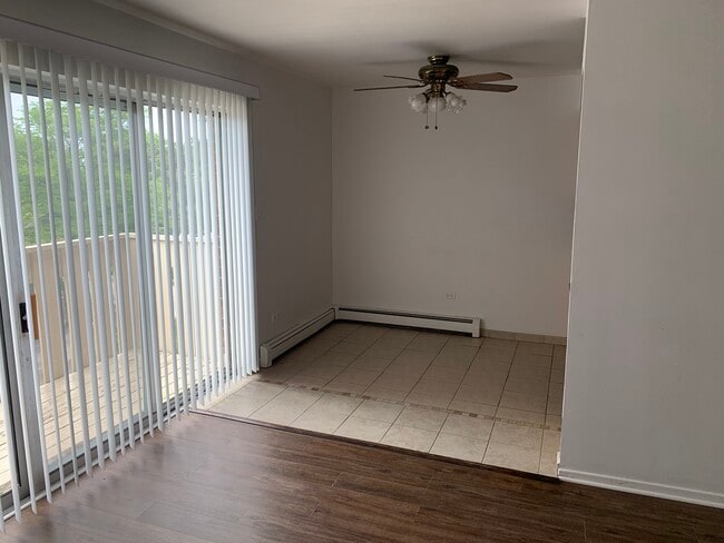 Building Photo - 187 Pickwick Dr