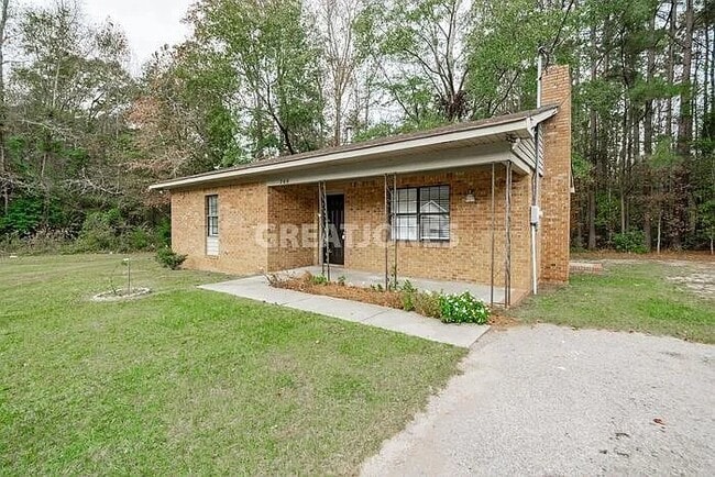 Building Photo - 700 Kester St