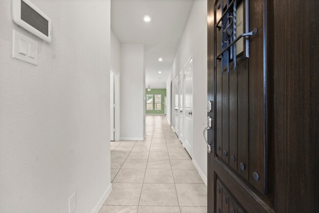 Building Photo - 4234 Green Landing Dr