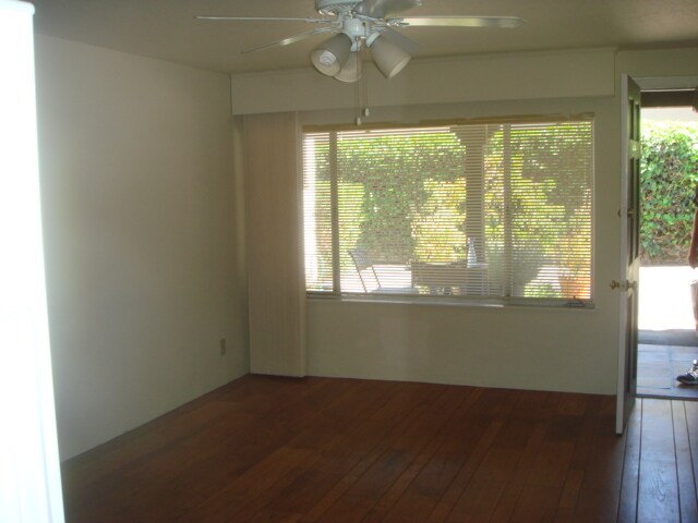Building Photo - 616 Cedar St