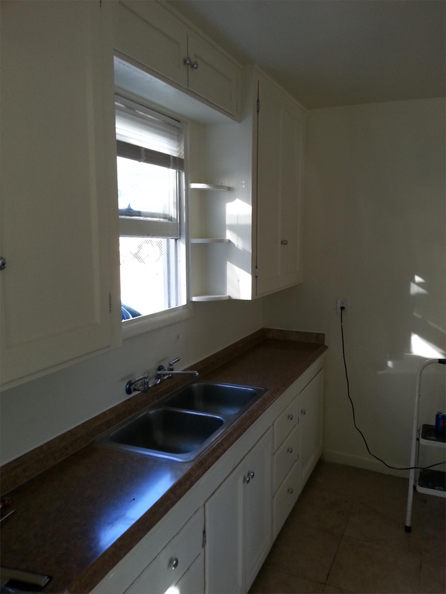 Foto del edificio - 8696 Tyler St