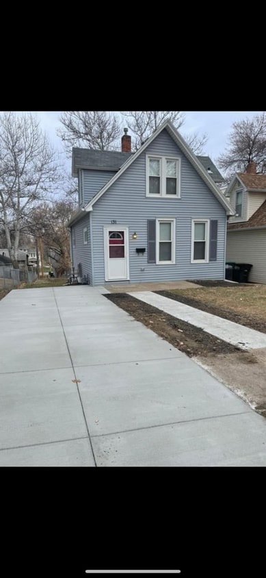 Photo - 131 N 37th St (Omaha, NE)