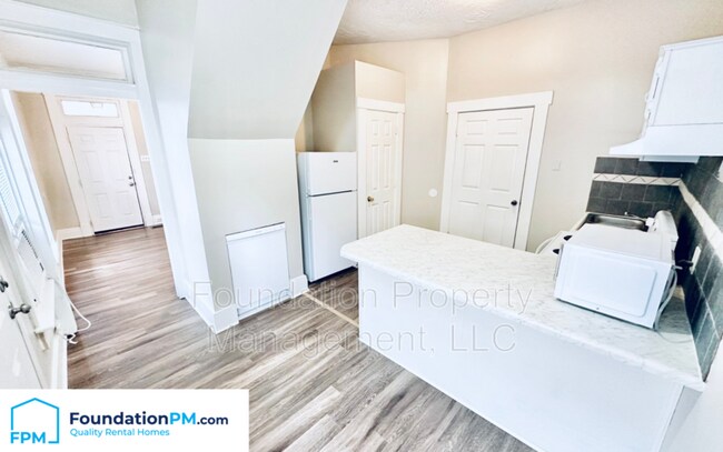 Foto del edificio - 2106 Court Ave