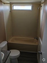 Building Photo - 107 SW Lancelot Gln
