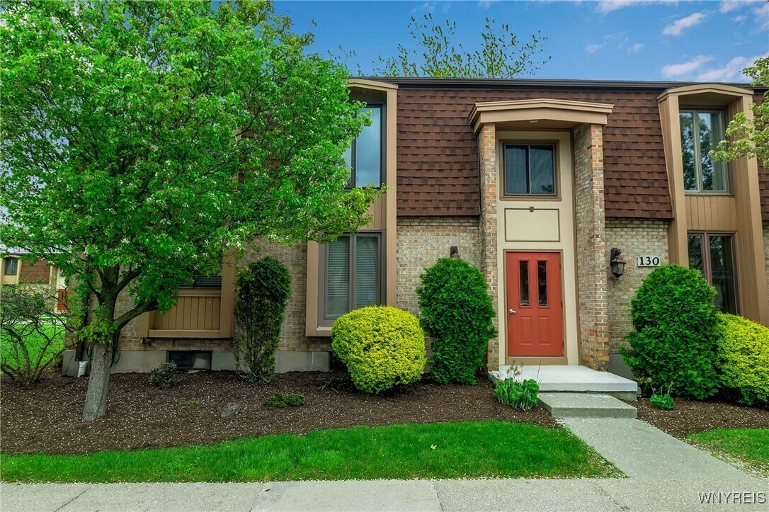 Foto principal - 130 Groton Dr