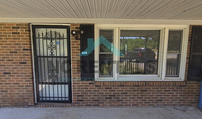 Foto del edificio - 900 Greenwood Blvd