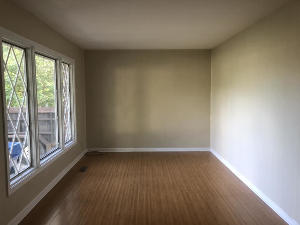 Primary Photo - 103 Williams Ave