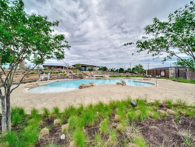 Foto del edificio - 9733 Tinsley St