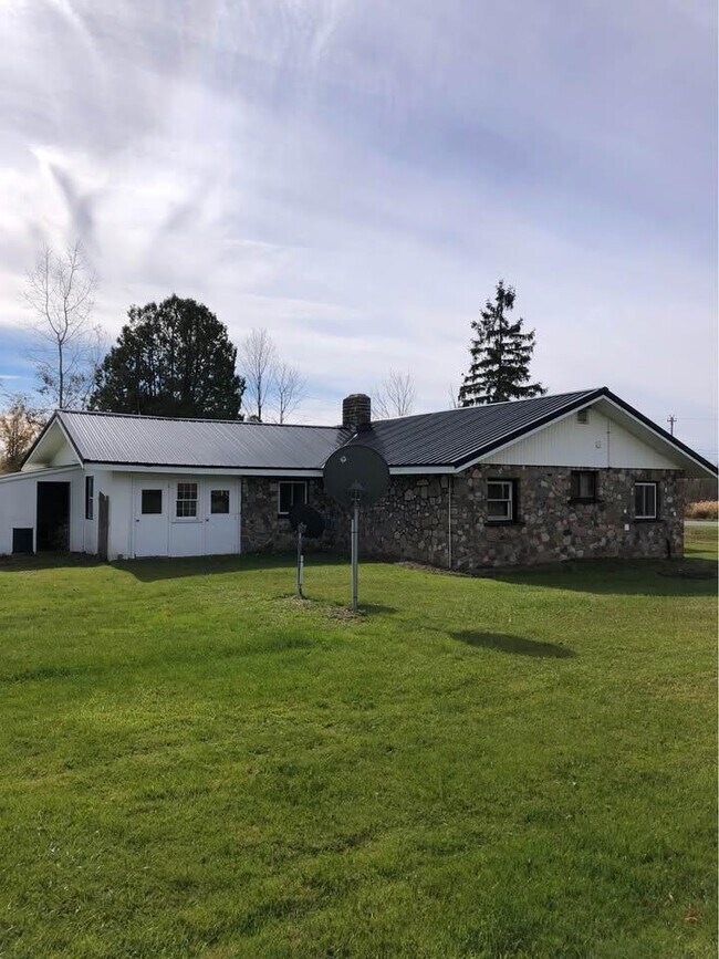 Foto del edificio - 24612 State Hwy 8