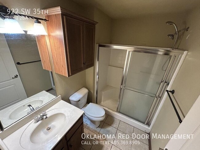 Foto del edificio - 922 SW 35th St