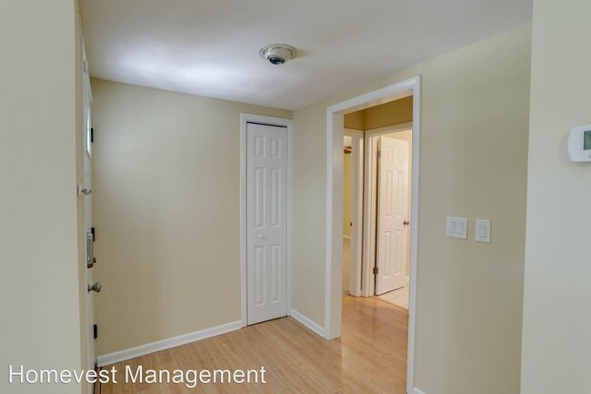 Building Photo - 3 br, 2 bath House - 2351 Derbyshire Road